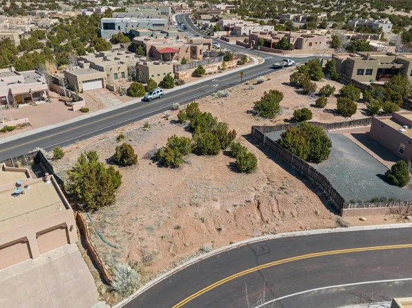 103 Avenida Aldea, Santa Fe, NM 87507