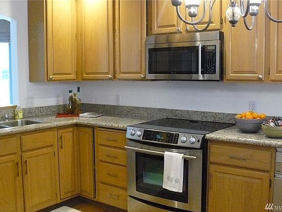 3rd image of 23884 140th Ln SE