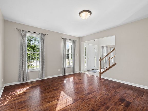 3rd image of 1803 Chestnut Hill Rd