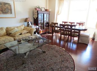 5405 City Pl, Edgewater, NJ 07020