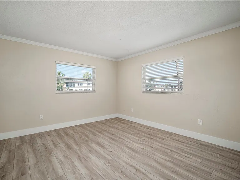 4533 Overlook Dr NE #B — Photo 21