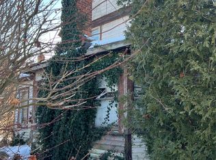 50 E 11th St, Huntington Station, NY 11746
