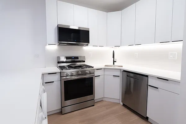 Kitchen, photo 1