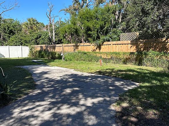 2nd image of 1045 Hickory Ln Lot 9