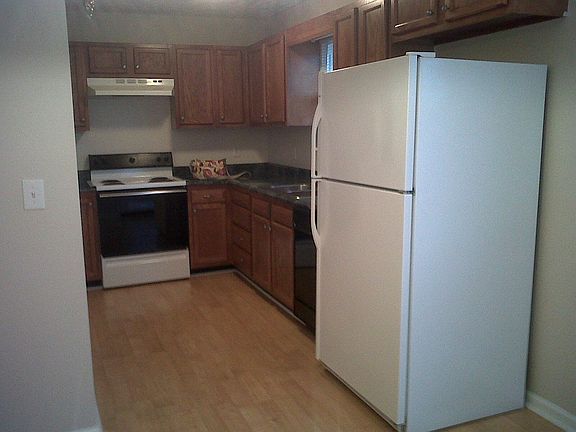 3rd image of 2316 Chandler Pl