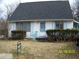 2034 Riverside Ct, Lansing, MI 48906