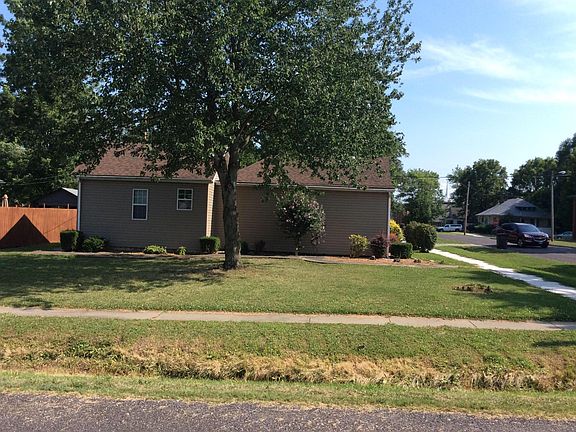 2nd image of 304 S Spruce St