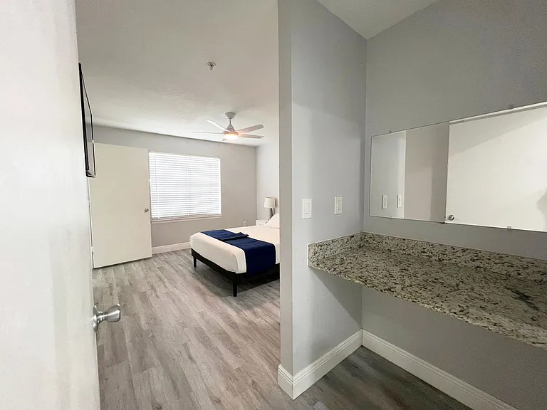 7250 Westpointe Blvd — Photo 18