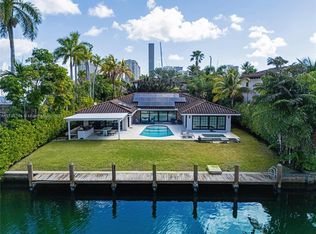 524 Oleander Dr, Hallandale, FL 33009