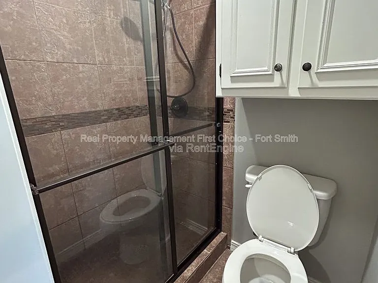 1406 Strozier Ct — Photo 21
