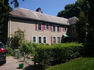 29 Lee Rd, Newton, MA 02467