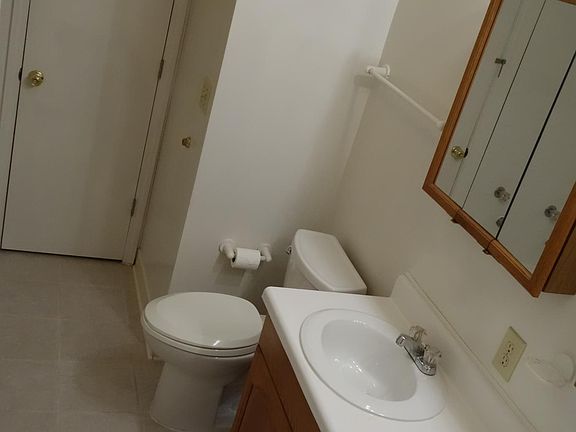 5th image of 106 Woodland Ct