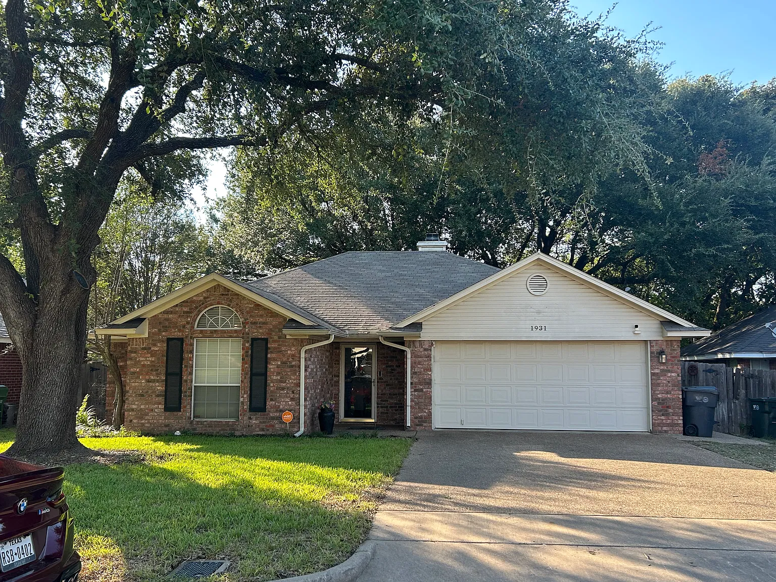 3 bed, 1525 sqft, $2,000 — Photo 1