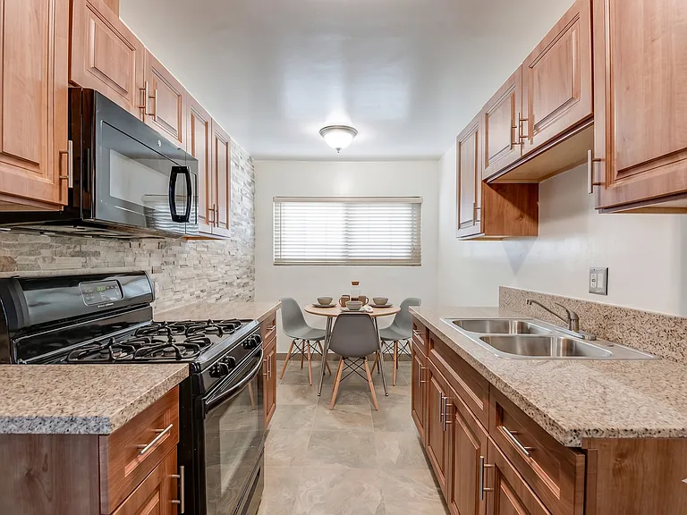 4311 Coldwater Canyon Ave #4 — Photo 9