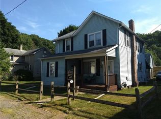 301 Robin St, Ellwood City, PA 16117
