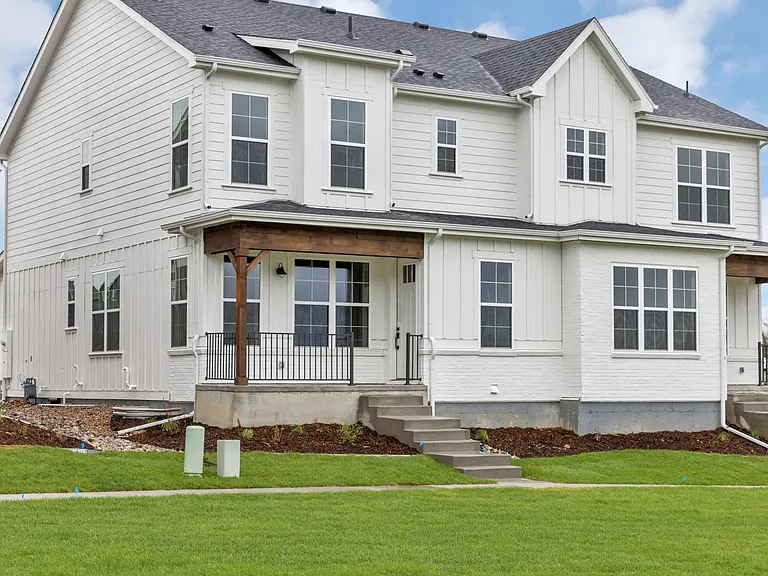297 Gray Jay Ct — Photo 2