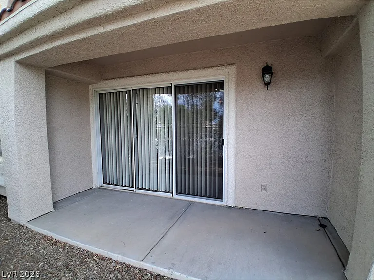 7802 Kings Cove Ct — Photo 10