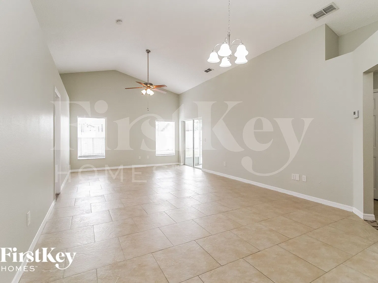 3 bed, 2.0 bath, 1597 sqft, $1,965 — Photo 4