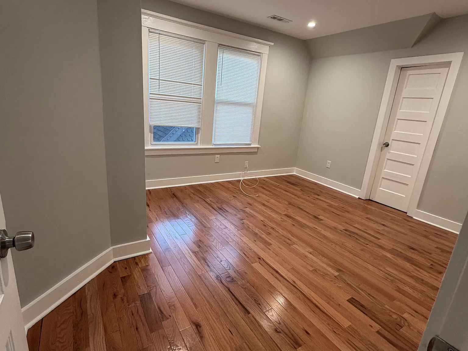 368 Norton St — Photo 4