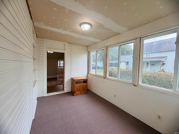 4th image of 615 Whitelock St