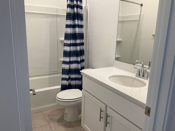 5th image of 3274 Bear Oak St