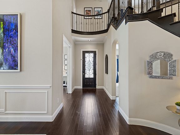 4th image of 13500 Mardi Gras Ln