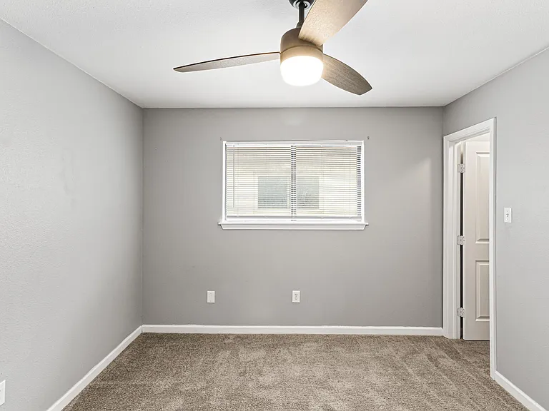 6820 Betty Levy — Photo 13