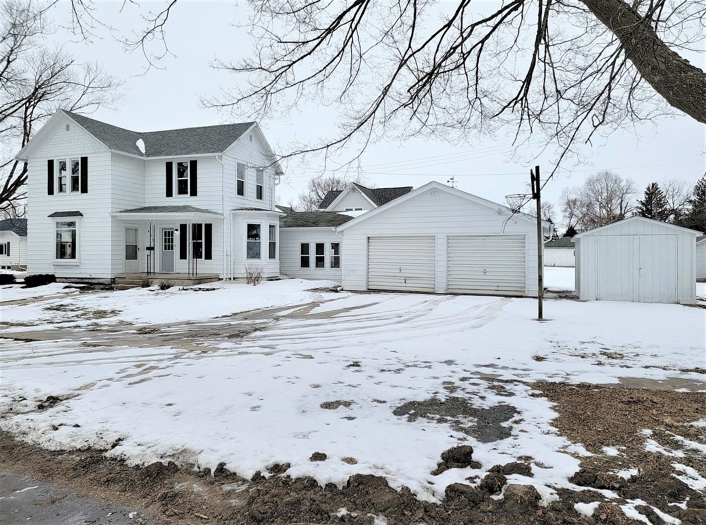 406 W Balsam St, Forreston, IL 61030 Zillow