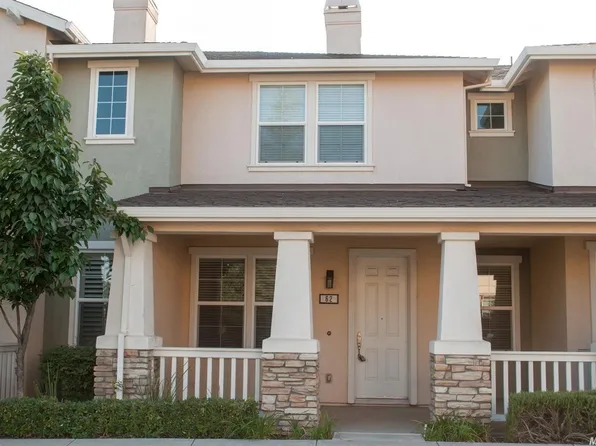 566 Latigo Dr Unit 62, Oakdale, CA 95361