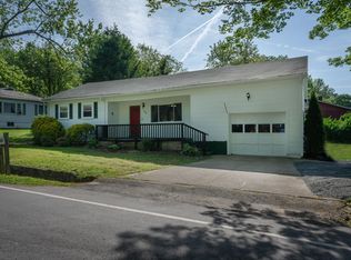 106 Longview Dr, Hendersonville, NC 28791