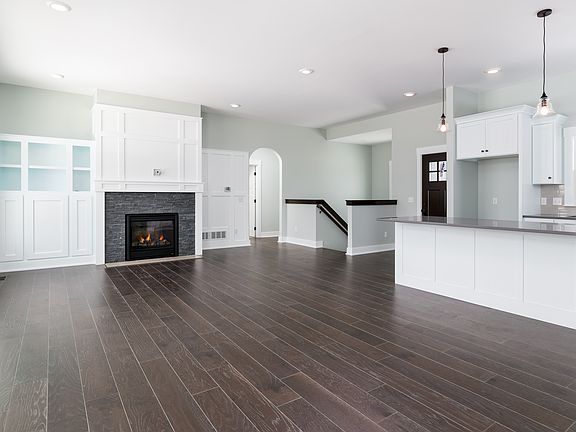 4th image of 2829 Candi Ln NW