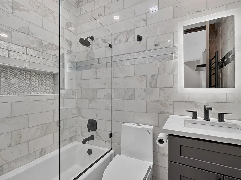 Third Bedroom En-Suite Bathroom