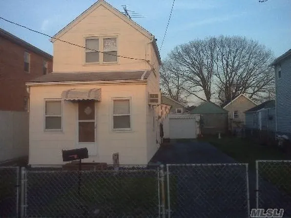 15023 125th St, South Ozone Park, NY 11420