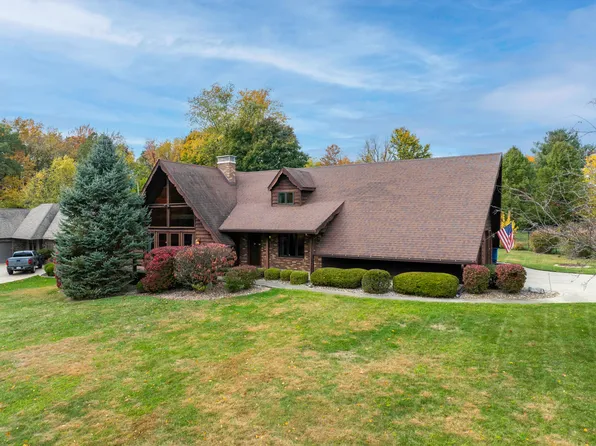 2996 N Horseshoe Bnd, La Porte, IN 46350