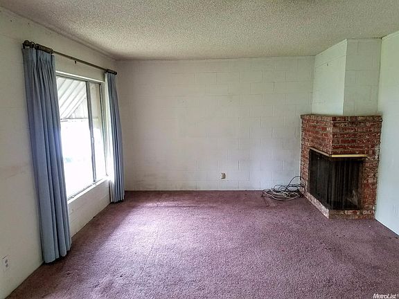 2nd image of 4921 61st St