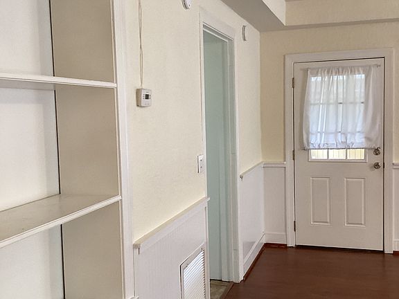 4th image of 6348 Hyde Grove Ave #2