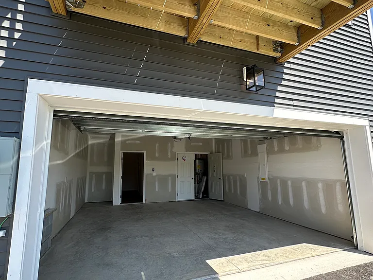 1993 Kyles Way — Photo 9