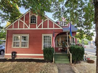 1088 SW Hayter St, Dallas, OR 97338