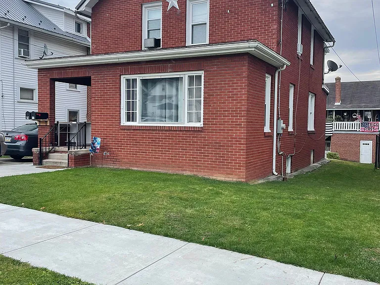 508 W 5th St — Photo 1