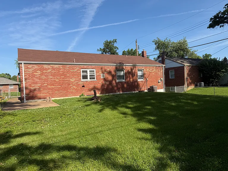 9200 Kit Dr — Photo 18
