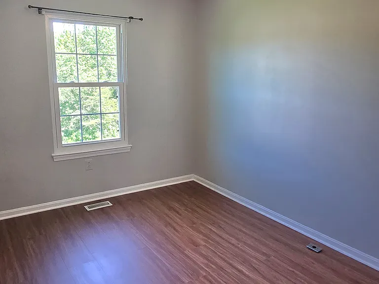 4686 Joanna Ct — Photo 29