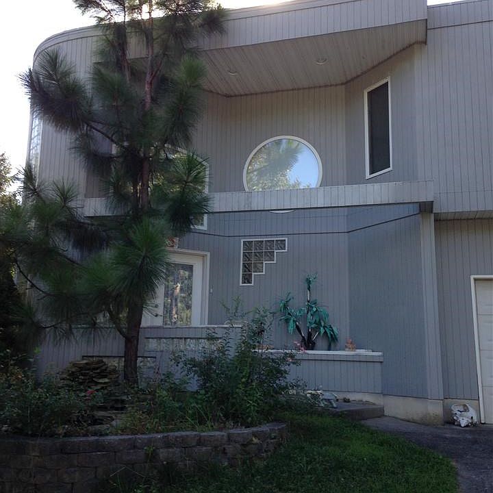 1st image of 1009 Caralena Ct