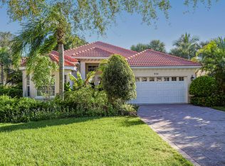 978 Island Club Sq, Vero Beach, FL 32963