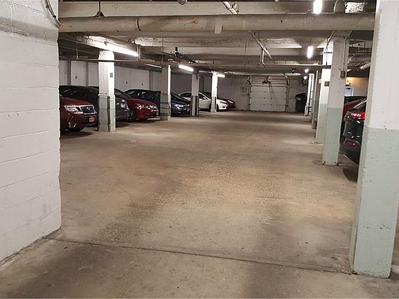 4th image of 1 Oakridge Pl APT 3G