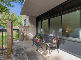 3713 George Mason Dr