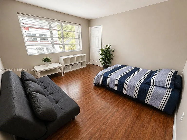 375 SW 19th Ave #1 — Photo 13
