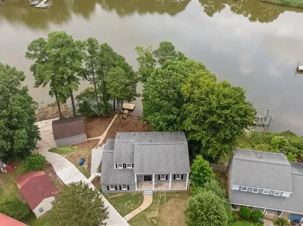 971 Lacon Dr, Newport News, VA 23608