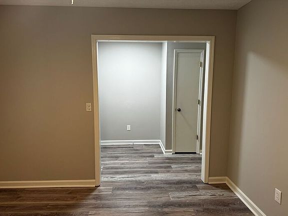 5th image of 112 Thornbird Dr