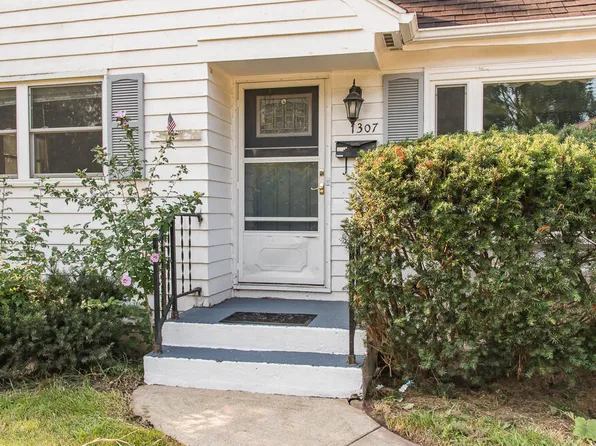 1307 Alamo Ave, Kalamazoo, MI 49006