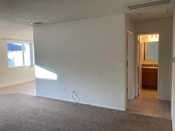 4th image of 852 Bonita Ave